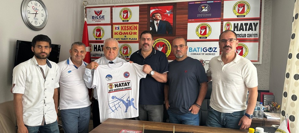 DÜNYA FOOTVOLLEY FEDERASYON BAŞKAN YARDIMCISI AYHAN DİK’TEN HAGC'YE NEZAKET ZİYARETİ