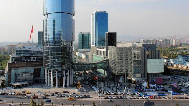 Ankara'da bir AVM'den 'hafta sonu' kararı! 18 yaş altındakilerin girişleri yasaklandı
