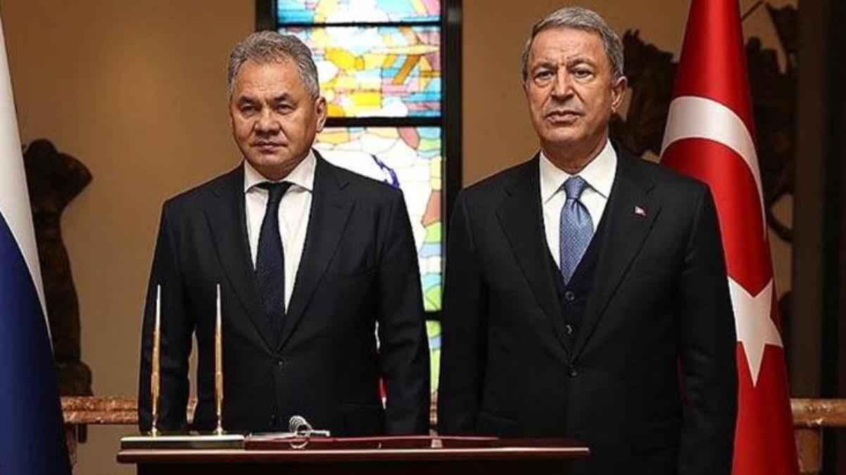Hulusi Akar'dan Rus mevkidaşına net yanıt: Terör koridorunun kalıcı olarak engellenmesi en önemli önceliğimiz