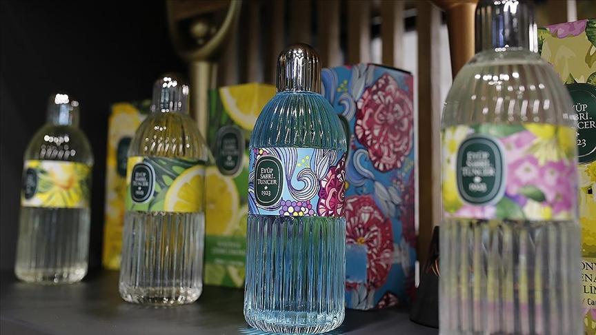 Kolonya satışlarında bayram hareketliliği yaşanıyor