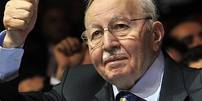 İran'a yapılan saldırılar sonrası Erbakan yeniden gündem oldu.